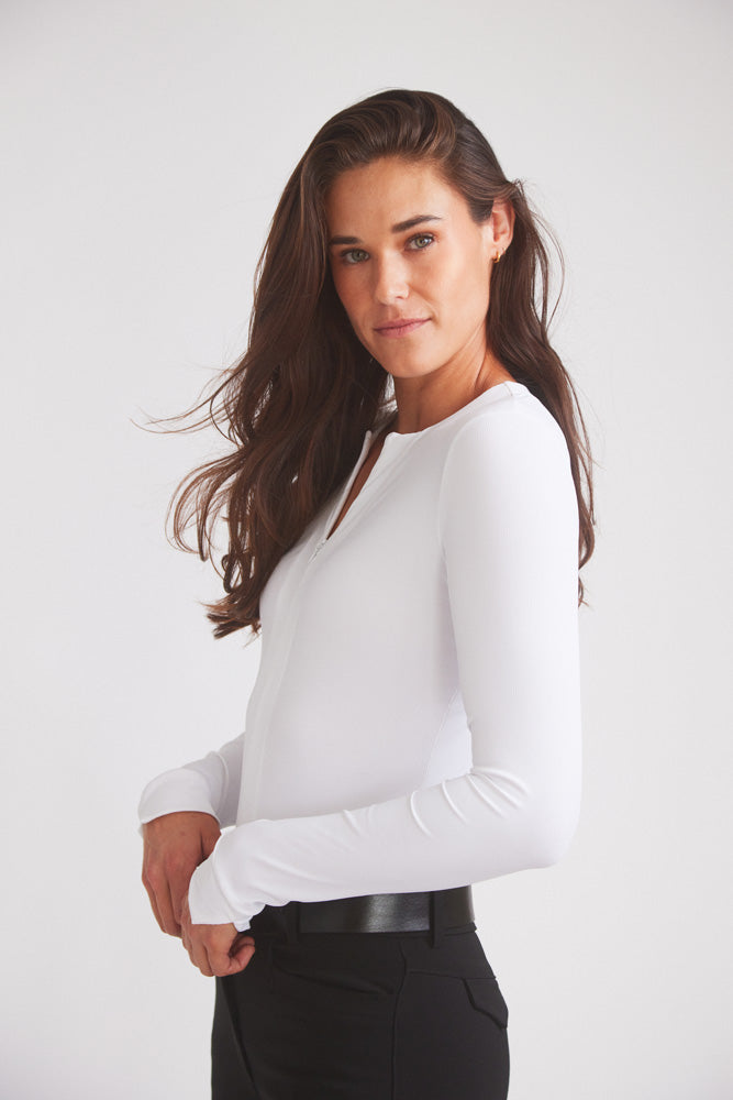 Carol | Performance Crewneck Riding Top | White Rib