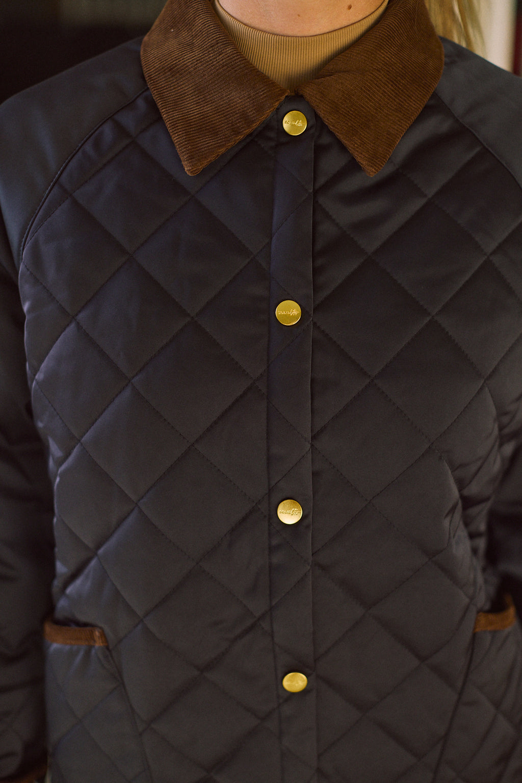 Bowie | Barn Jacket | Durable Satin Quilt | Navy Plaid